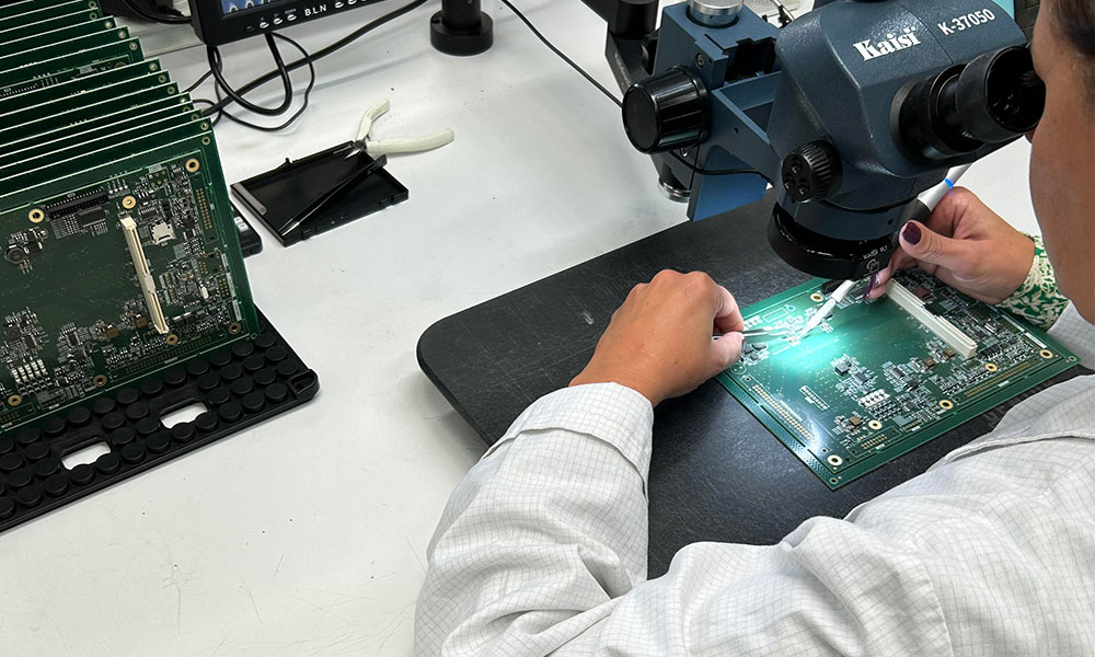 contrôle carte électronique chez EASYTECH